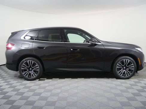 Used 2026 BMW X3 xDrive30i w/ Premium Package AWD/4WD image 2