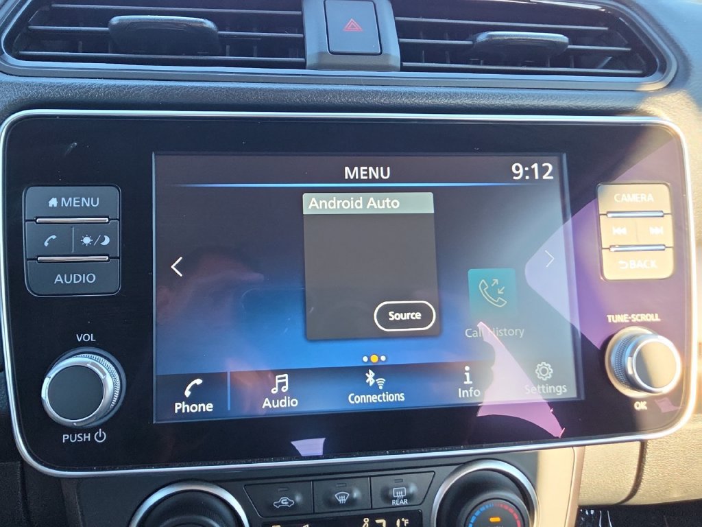 Used 2025 Nissan Leaf S FWD image 18