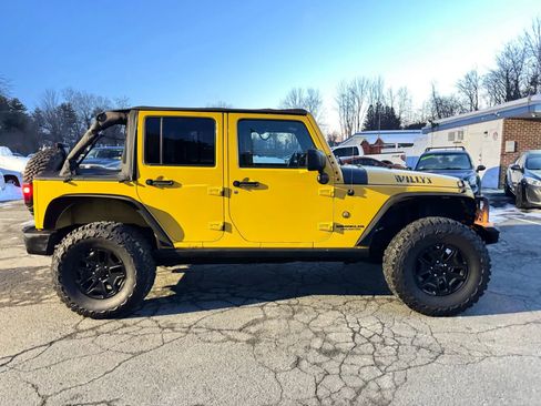 Used 2015 Jeep Wrangler Unlimited Sport AWD/4WD image 2