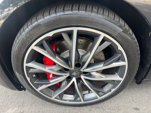Used 2019 Maserati Ghibli S GranLusso AWD/4WD image 16
