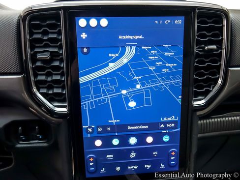 Used 2024 Ford Ranger XLT image 16