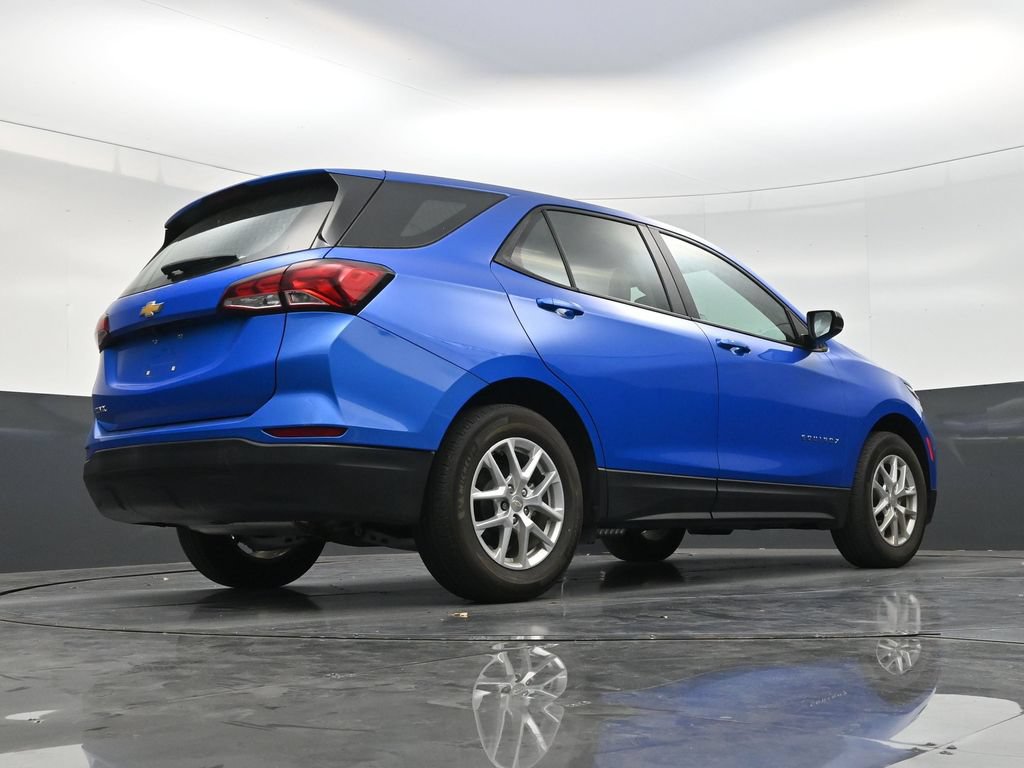 Used 2024 Chevrolet Equinox LS FWD image 23