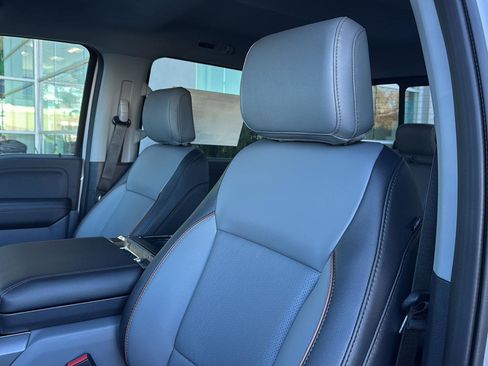 New 2025 Ford F150 Lariat w/ Equipment Group 502A High image 37