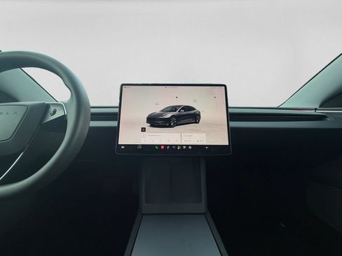 Used 2025 Tesla Model 3 RWD image 11