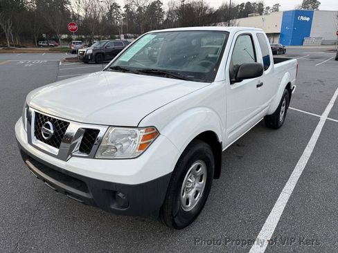 Used 2021 Nissan Frontier S image 16