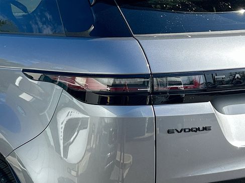 New 2026 Land Rover Range Rover Evoque S image 7