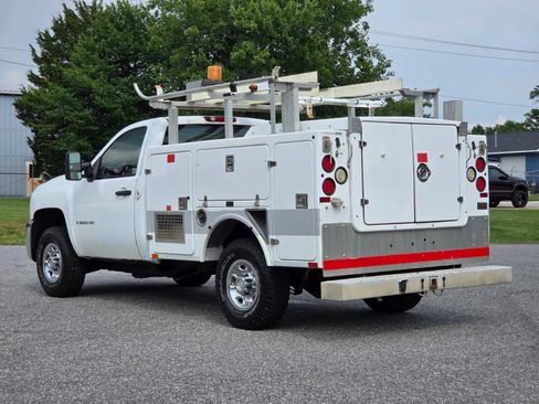 Used 2008 Chevrolet Silverado 3500 W/T RWD image 6