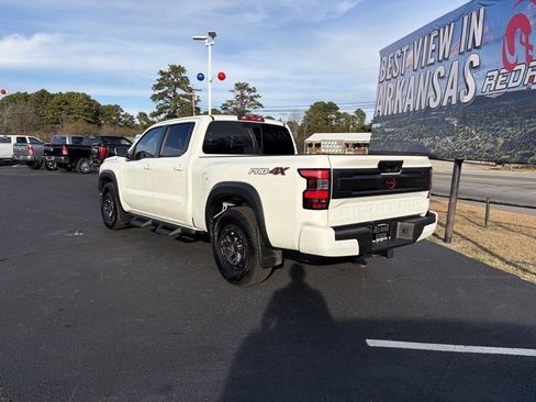 Used 2025 Nissan Frontier PRO-4X image 3
