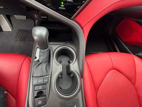 Used 2023 Toyota Camry XSE image 6