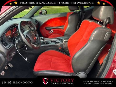 Used 2023 Dodge Challenger R/T image 13