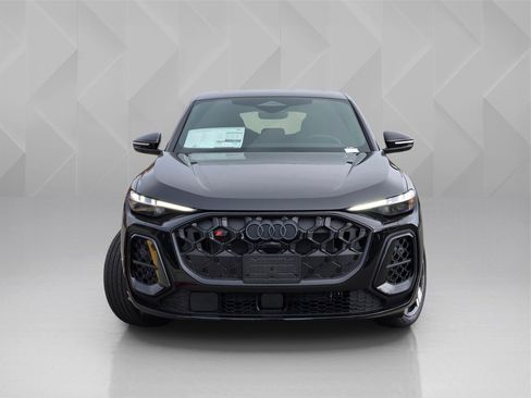 New 2025 Audi SQ5 Premium Plus image 2