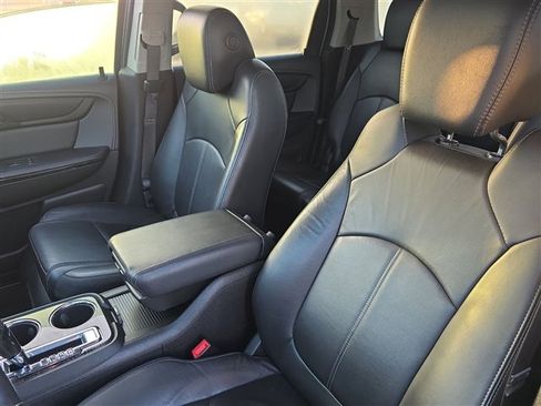 Certified 2016 GMC Acadia SLT w/ Open Road Package image 13