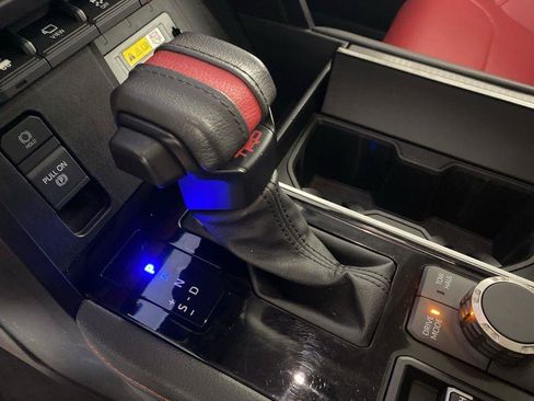 Used 2023 Toyota Sequoia TRD Pro AWD/4WD image 9