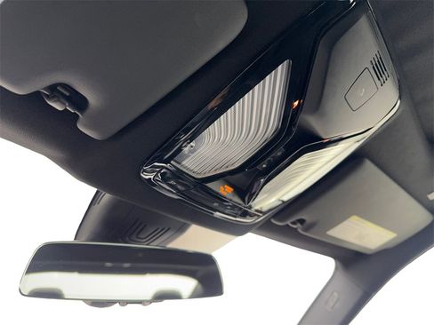 Used 2021 BMW 430i Coupe w/ Convenience Package image 70