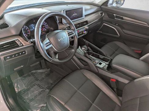 Used 2022 Kia Telluride EX image 10