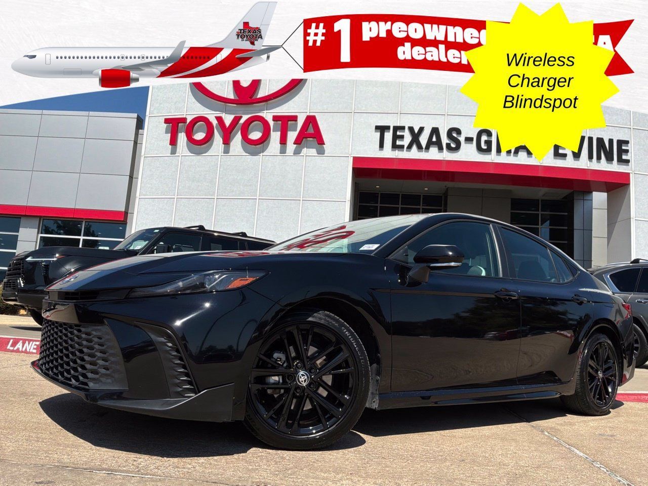 Used 2026 Toyota Camry SE FWD image 1