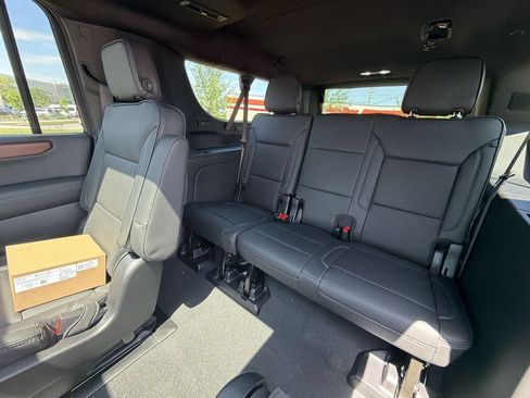 New 2026 GMC Yukon XL Denali w/ Denali Reserve Package AWD/4WD image 22