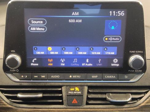Used 2020 Nissan Altima 2.5 SL FWD image 25