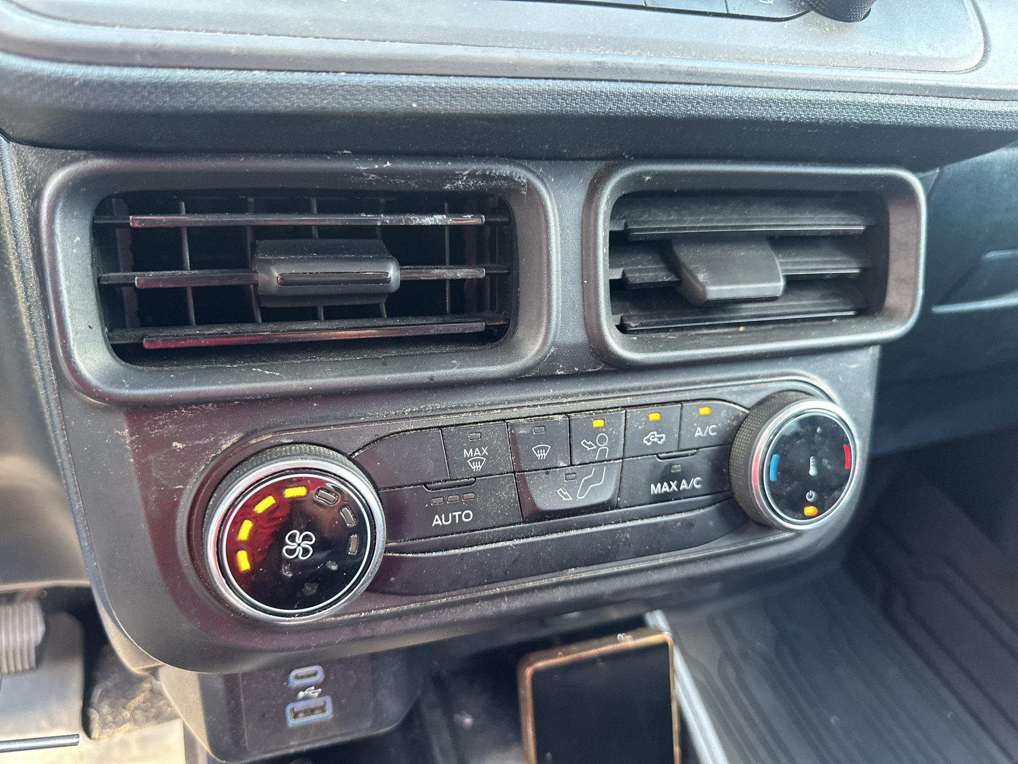 Used 2023 Ford Maverick XL FWD image 29