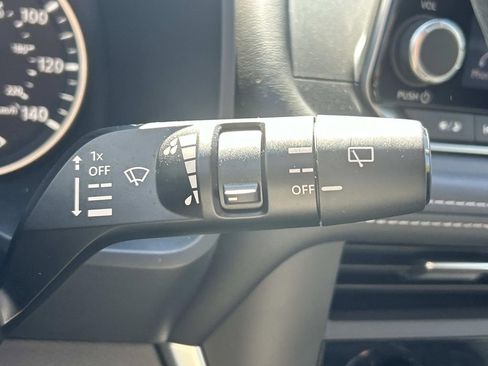 Certified 2023 Nissan Rogue SV AWD/4WD image 30