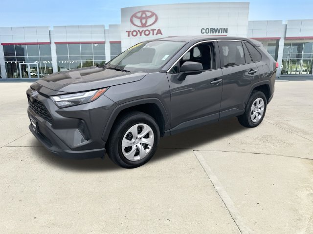 Used 2025 Toyota RAV4 LE AWD/4WD image 7