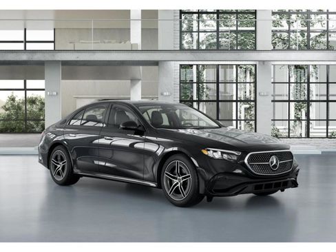 New 2026 Mercedes-Benz E 350 4MATIC Sedan image 11