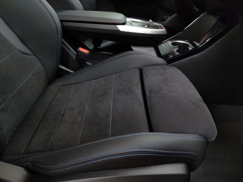 Certified 2025 BMW X1 M35i w/ Premium Package image 27