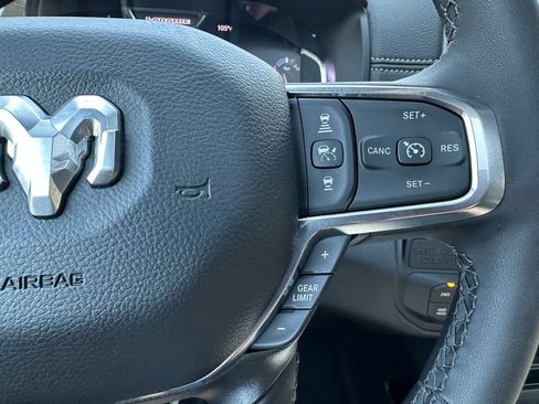 New 2026 RAM 2500 Laramie AWD/4WD image 23