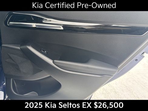 Certified 2025 Kia Seltos EX image 21
