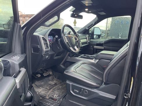 Used 2020 Ford F250 Platinum w/ FX4 Off-Road Package image 9