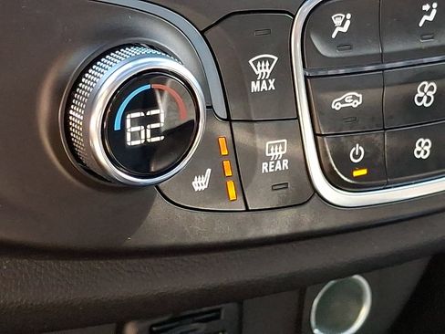 Used 2023 Chevrolet Traverse RS AWD/4WD image 26