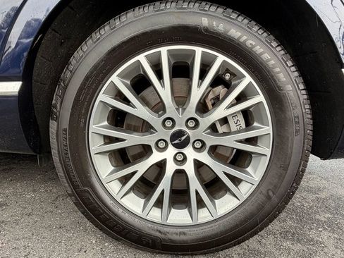 Used 2025 Genesis GV80 2.5T Standard AWD/4WD image 45