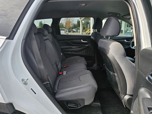 Used 2019 Hyundai Santa Fe SE image 13