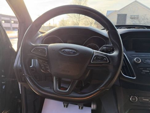 Used 2017 Ford Focus ST image 13