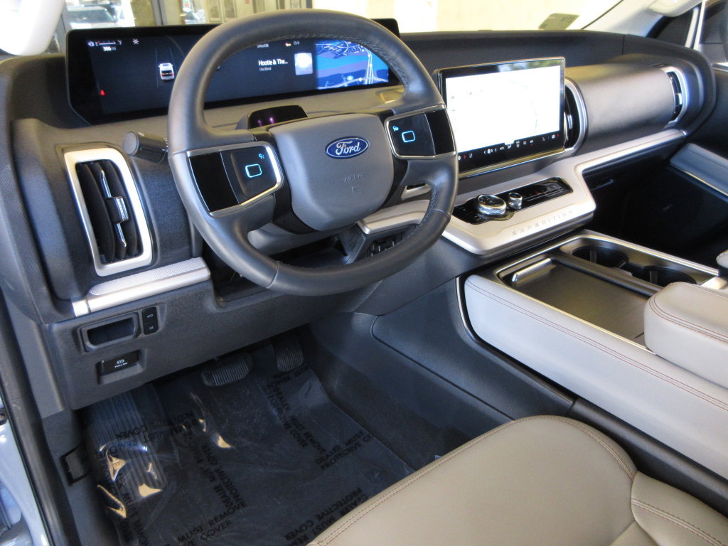 Certified 2025 Ford Expedition Max Active RWD image 14