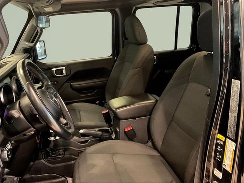 Used 2022 Jeep Gladiator Willys image 26