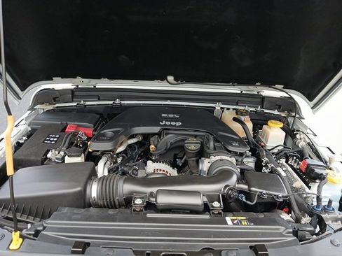 Certified 2020 Jeep Gladiator Sport w/ Quick Order Package 24S image 29