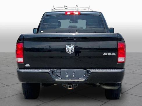 Used 2018 RAM 1500 Express w/ Express Value Package AWD/4WD image 4