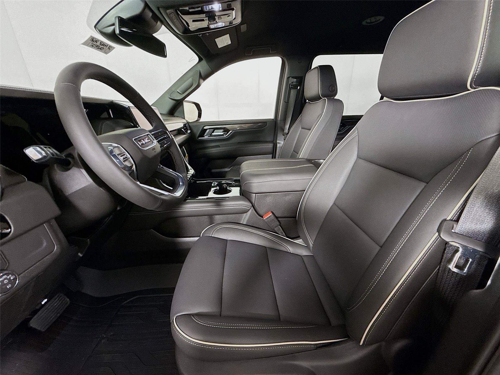 New 2026 GMC Yukon XL Elevation w/ LPO, Floor Liner Package AWD/4WD image 16