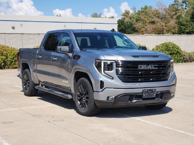 Used 2023 GMC Sierra 1500 Elevation w/ LPO, Elevation Black Package AWD/4WD image 3