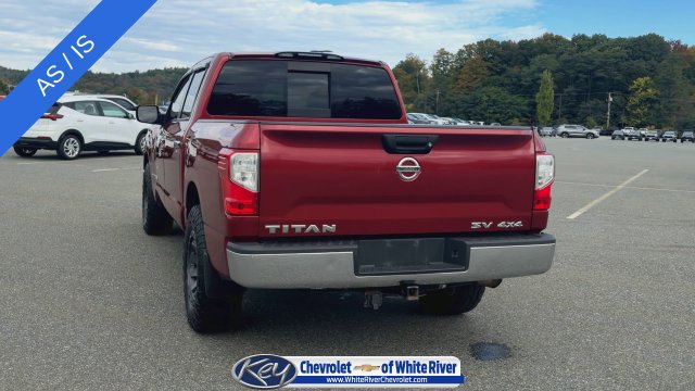 Used 2017 Nissan Titan SV AWD/4WD image 7