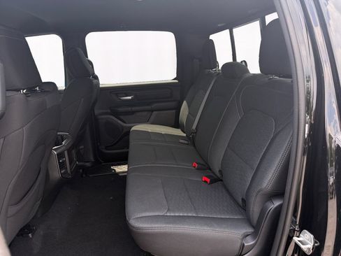 New 2026 RAM 1500 Express AWD/4WD image 13