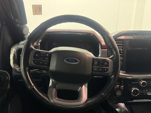 Used 2022 Ford F150 Lariat w/ Equipment Group 502A High AWD/4WD image 5