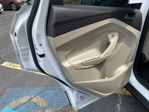 Used 2019 Ford Escape SE AWD/4WD image 22