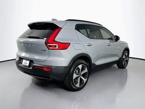 New 2026 Volvo XC40 B5 Plus w/ Protection Package Premier image 6
