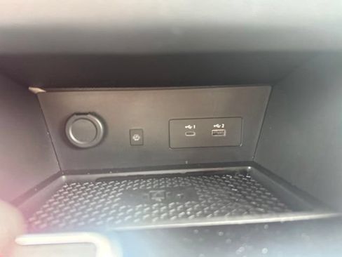 Used 2024 Nissan Pathfinder Platinum w/ Cargo Package AWD/4WD image 18