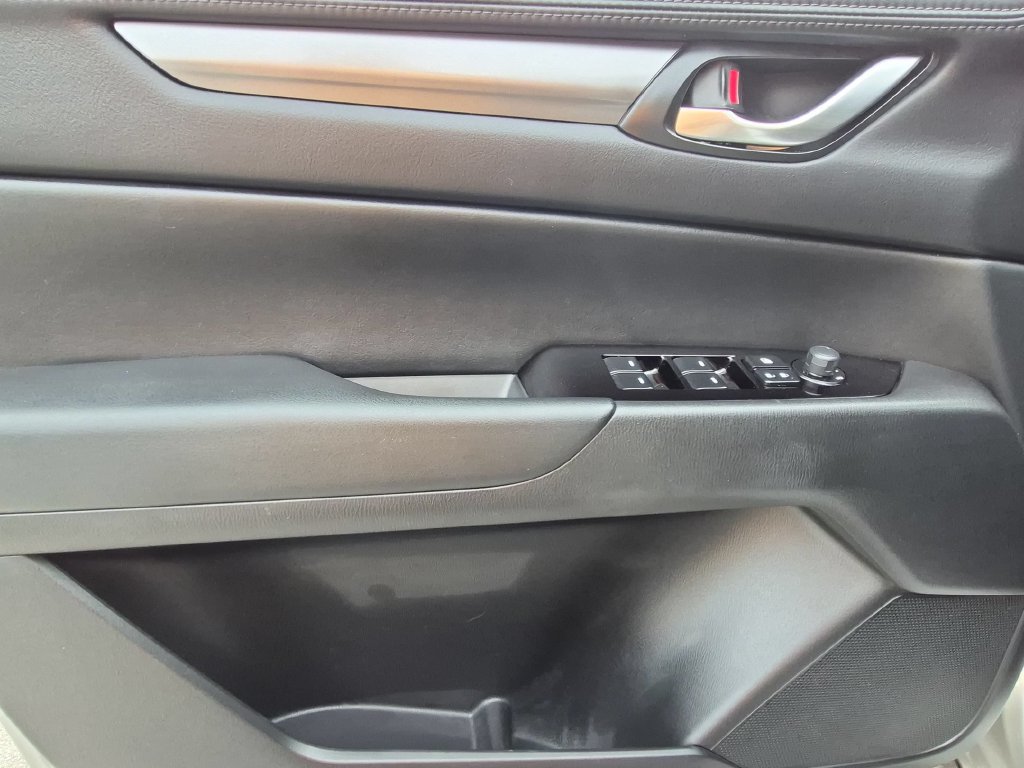 Used 2025 MAZDA CX-5 AWD 2.5 S w/ Select Package image 9