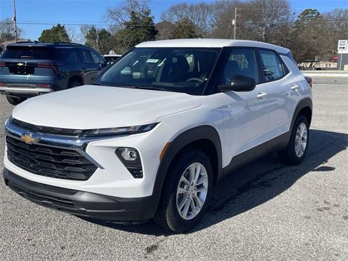 New 2026 Chevrolet TrailBlazer LS image 7