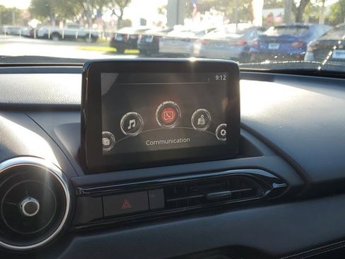 Used 2020 MAZDA MX-5 Miata RF Grand Touring image 18