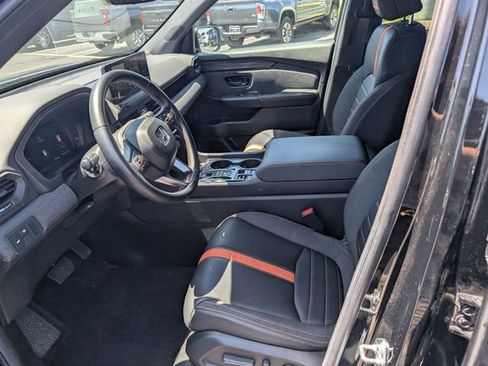 Used 2026 Honda Passport TrailSport image 12